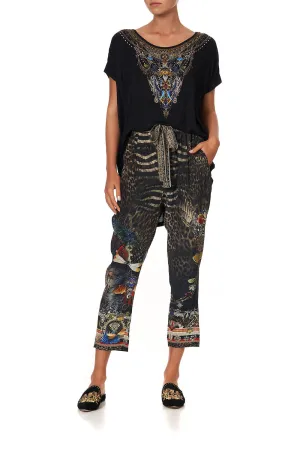 LOOSE FIT TEE TREASURE CHASER