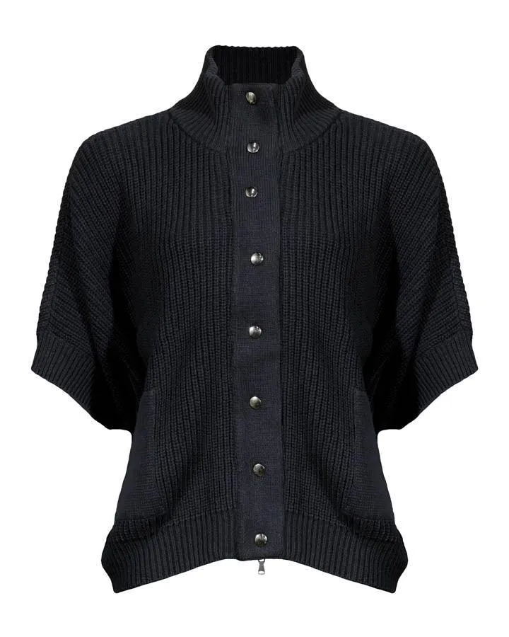 Poncho Cardigan With Press Buttons and Pockets