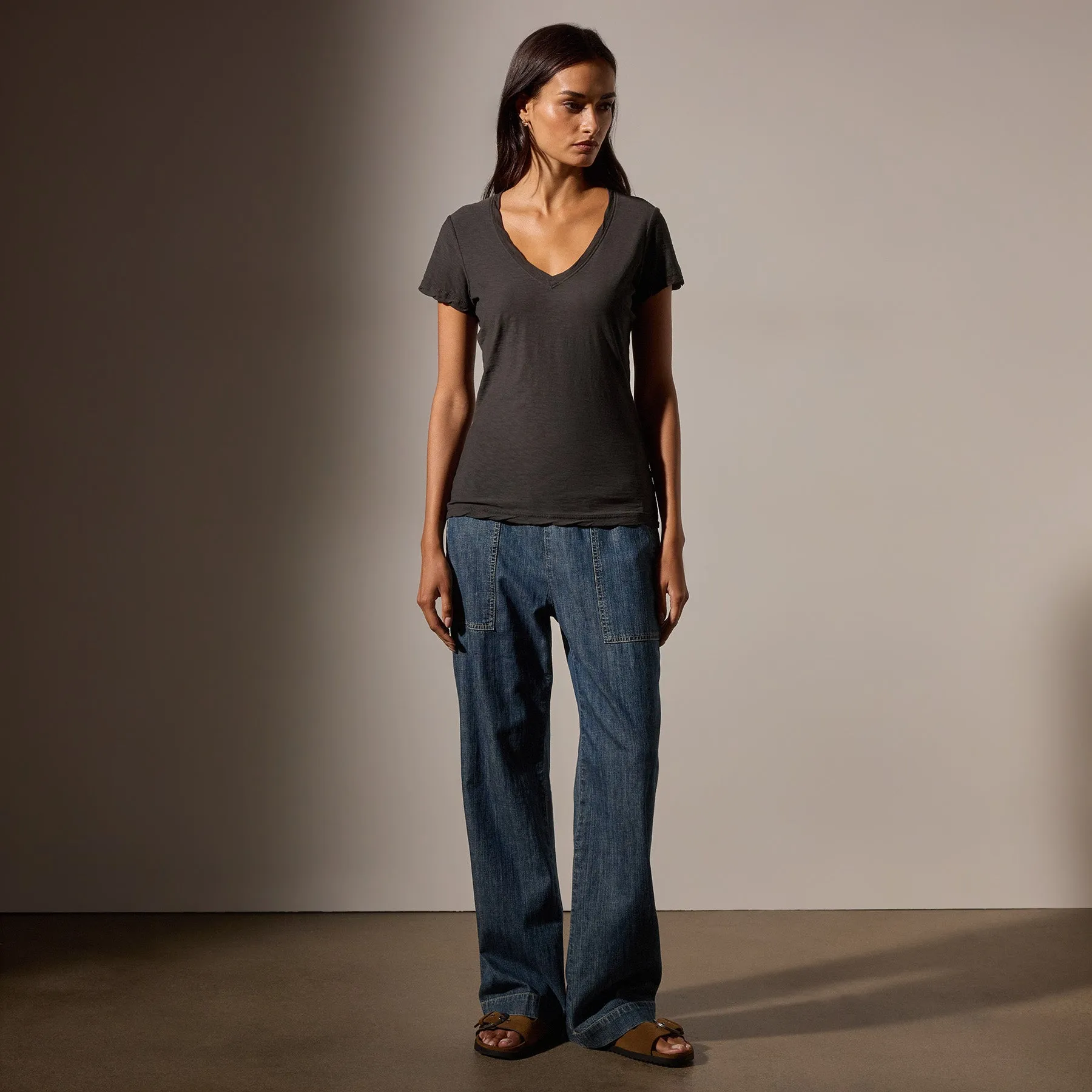 Sheer Slub Casual V Neck - Carbon