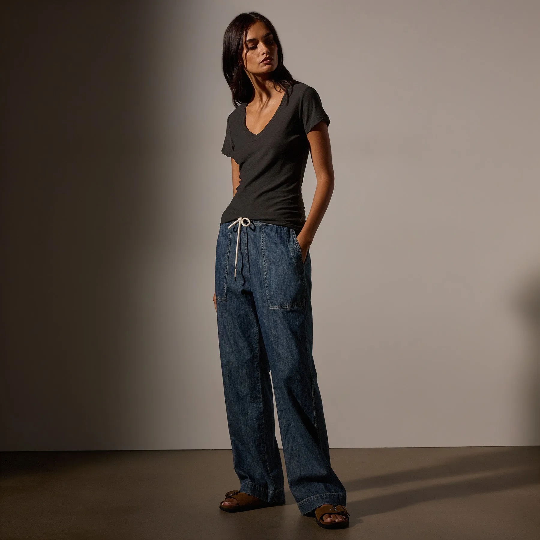 Sheer Slub Casual V Neck - Carbon