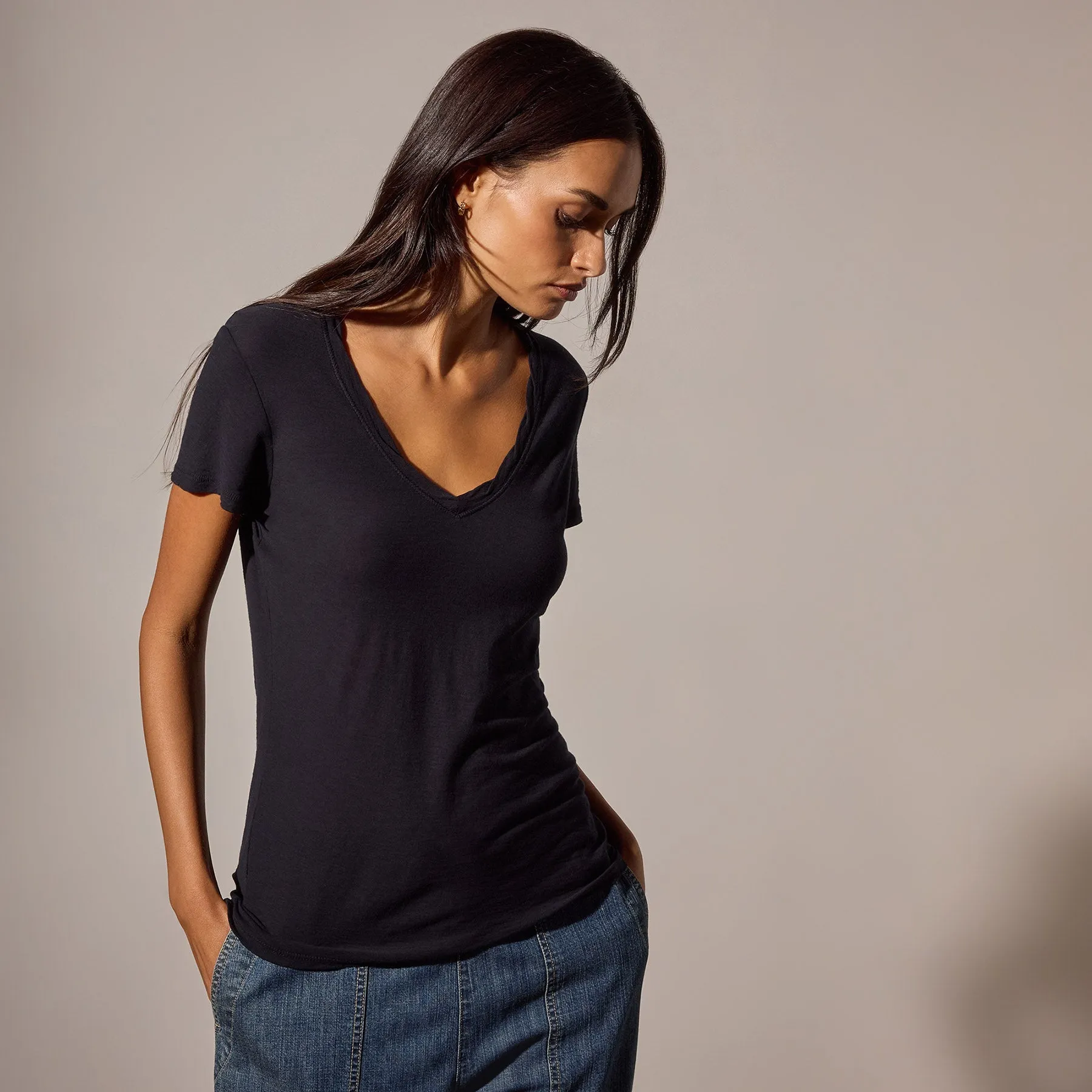 Sheer Slub Casual V Neck - Deep
