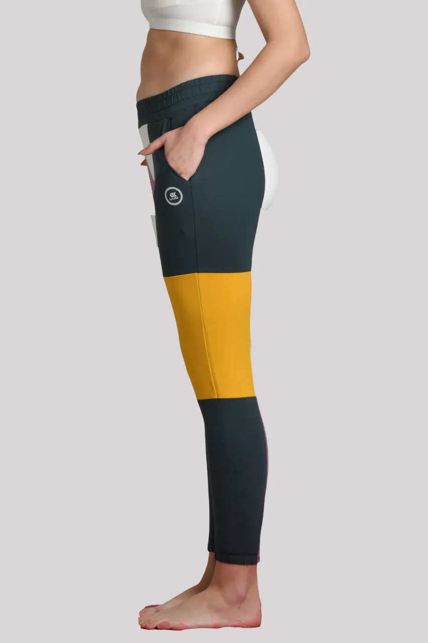WOMEN’S COTTON SLIM-FIT JOGGERS WITH MULTI-COLOR PATTERN & TWO SIDE POCKETS